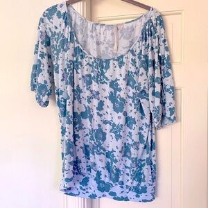 LC Teal Blue Gray Floral Women's Top Size Medium Banded Hem Short Sleeves Top